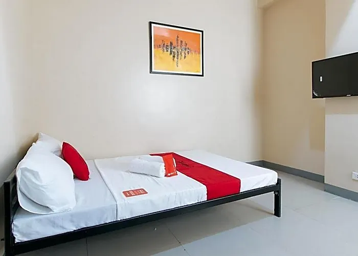 Reddoorz @ Torre De Manuel Residences 1 3*