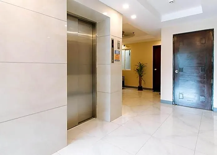 Reddoorz @ Torre De Manuel Residences 1