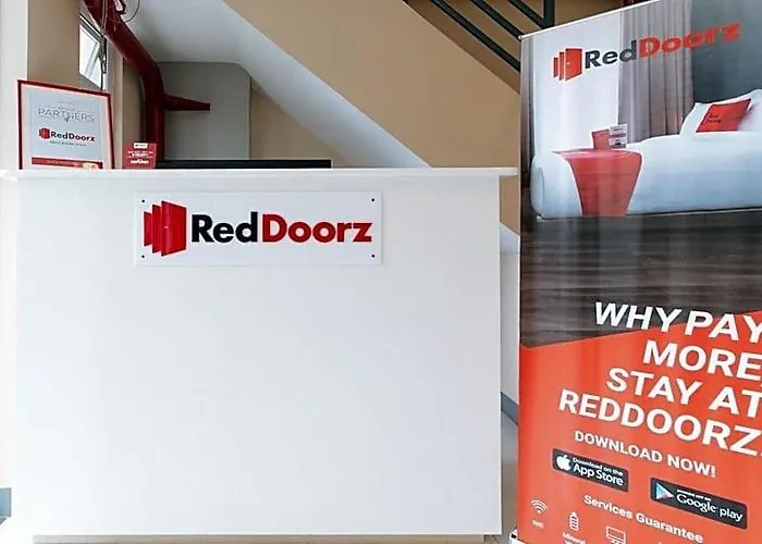 Reddoorz @ Torre De Manuel Residences 1