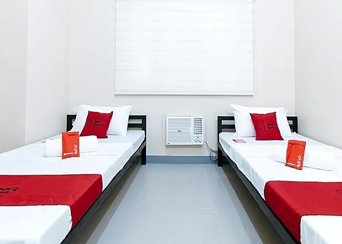 호텔 Reddoorz @ Torre De Manuel Residences 1 마닐라