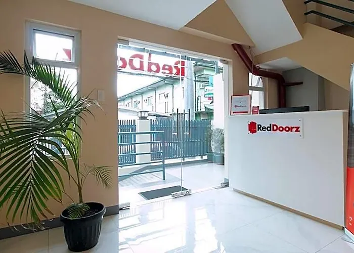 호텔 Reddoorz @ Torre De Manuel Residences 1 마닐라